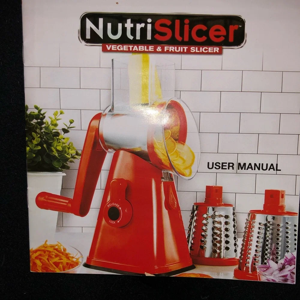 Nutri Slicer vegetable and fruit slicer 4 attachments